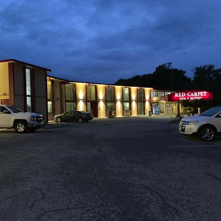 Red Carpet Inn & Suites Ebensburg Esterno foto