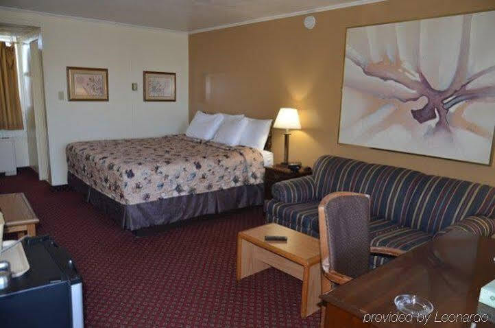 Red Carpet Inn & Suites Ebensburg Esterno foto